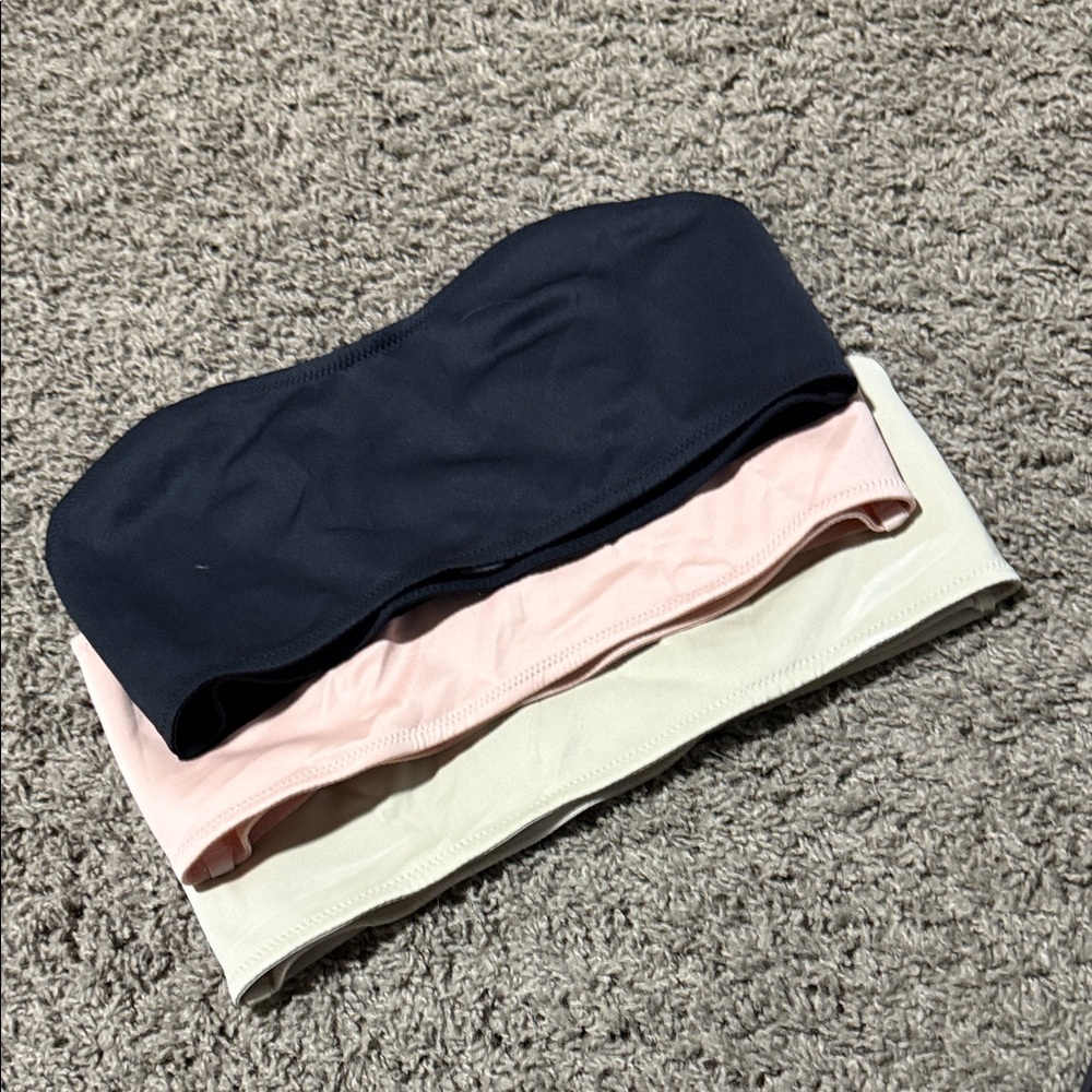 Set of 3 strapless bras